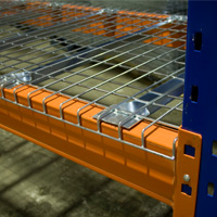 Steel mesh decking for pallet racking